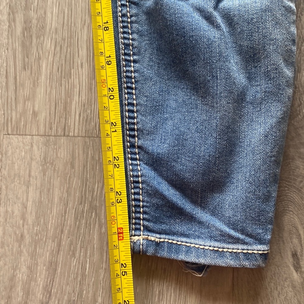 Rue21 Ripped Jeans - Picture 3 of 8